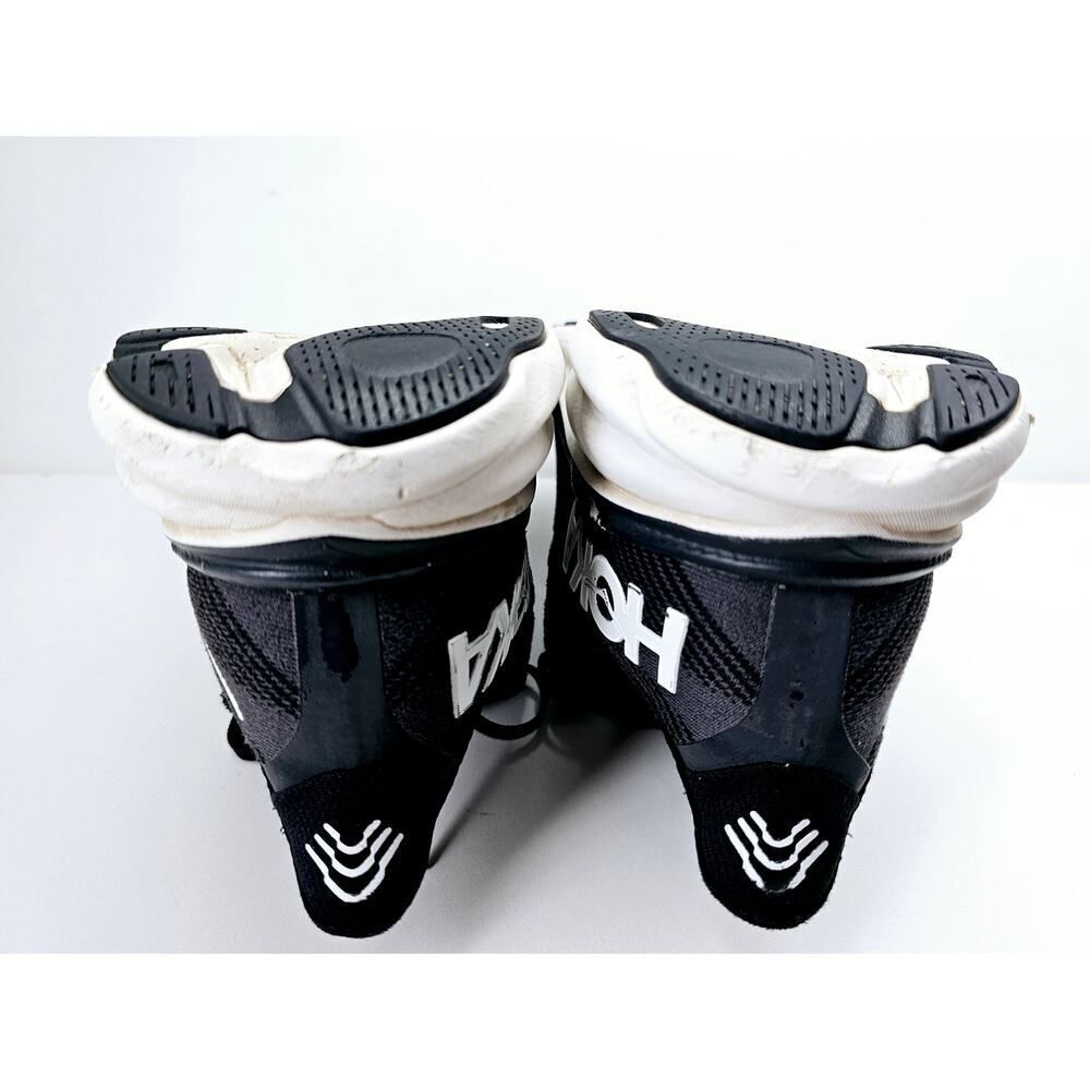 Hoka Women 11 Comfy footwear - Picture 7 of 9
